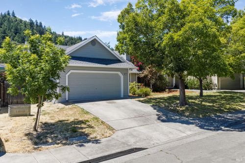 131 William Cir, Cloverdale, CA, 95425-4425 | Card Image