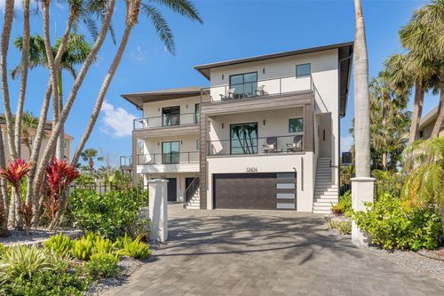 12404 Capri Cir N, TREASURE ISLAND, FL, 33706-4966 | Card Image