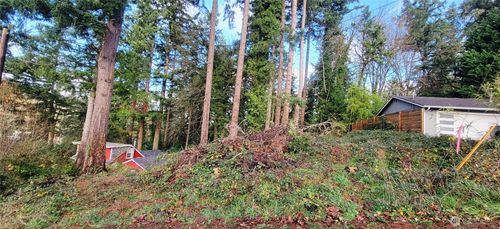 3202 17th St, Bremerton, WA, 98312-2879 | Card Image