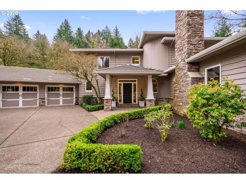 18977 Barton Rd, Lake Oswego, OR, 97034-7334 | Card Image