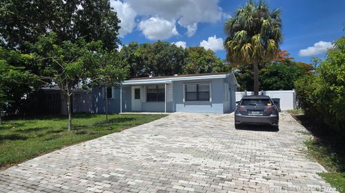 2849 Ne 13th Ave, Pompano Beach, FL, 33064-6804 | Card Image