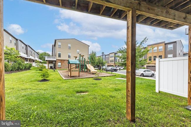 10567 Ratcliffe Trl, Townhouse with 3 bedrooms, 4 bathrooms and null parking in MANASSAS VA | Image 27