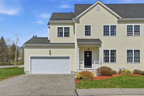 52-2 Dino Way, Milford, MA, 01757-3745 | Card Image