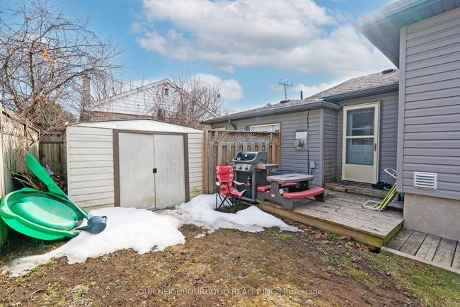 763 Maryland Ave, Home with 5 bedrooms, 2 bathrooms and 4 parking in Peterborough ON | Image 37