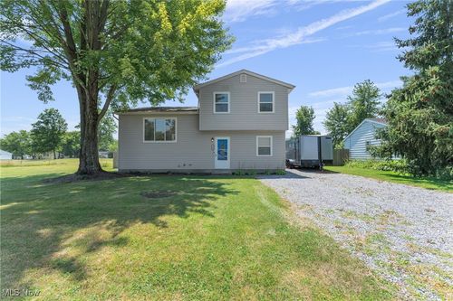 9900 Belden Dr, Windham, OH, 44288-1406 | Card Image