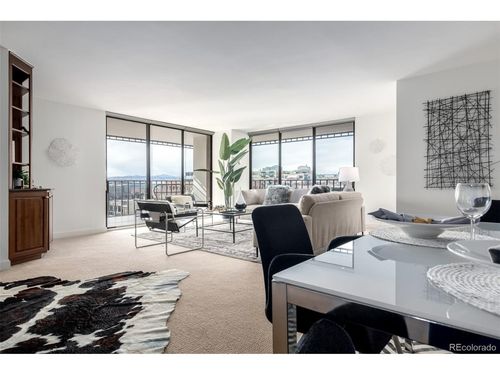 apt-501-1551 Larimer St, Denver, CO, 80202-1627 | Card Image