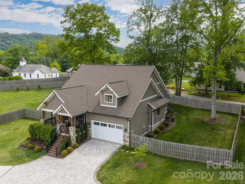 10 Starwood Valley Trl, Arden, NC, 28704-1146 | Card Image