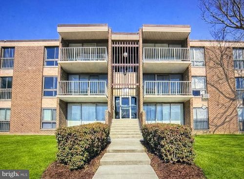 4-7975 Riggs Ct, HYATTSVILLE, MD, 20783 | Card Image