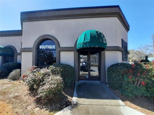 1035 Green St Se, Conyers, GA, 30012-5466 | Card Image