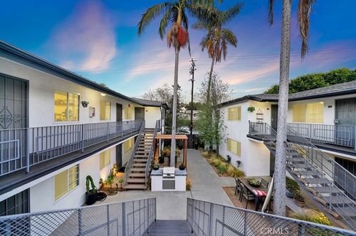 311 Junipero Avenue, Long Beach, CA, 90814 | Card Image