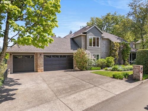 1093 Tyndall Ct, Lake Oswego, OR, 97034-5877 | Card Image