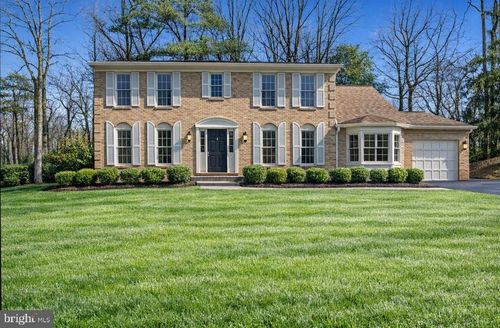 7718 Bridle Path Ln, MCLEAN, VA, 22102-2534 | Card Image