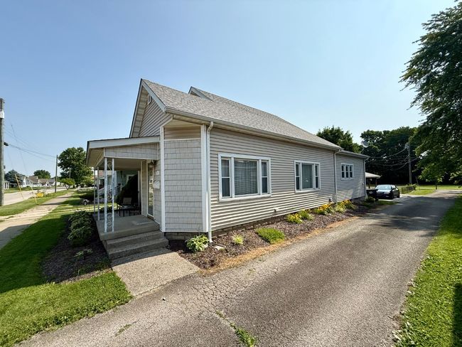 820 N Broadway St, House other with 3 bedrooms, 2 bathrooms and null parking in Greensburg IN | Image 15