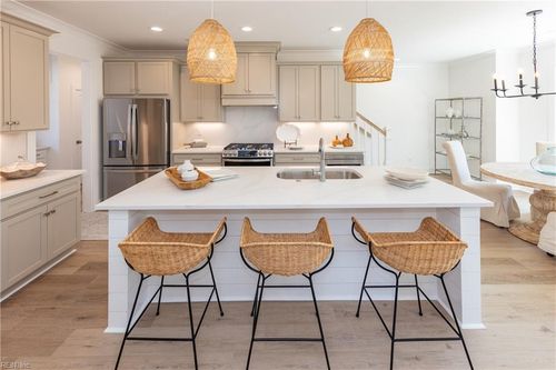 b-8704 Atlantic Ave, Virginia Beach, VA, 23451-1848 | Card Image