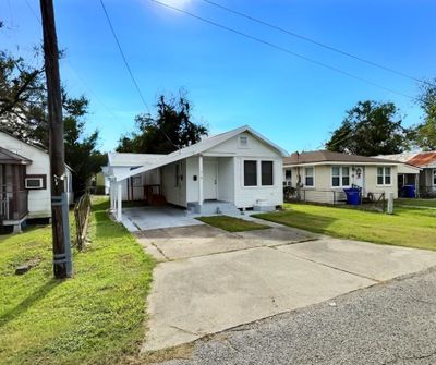 516 Cypress Street, House other with 2 bedrooms, 1 bathrooms and null parking in Thibodaux LA | Image 1