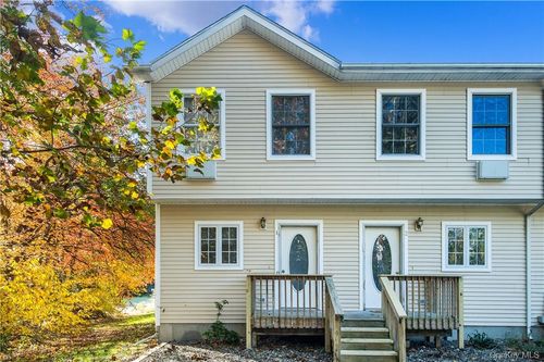 1-22 Lake Lodge Dr, Pleasant Valley, NY, 12569-7147 | Card Image