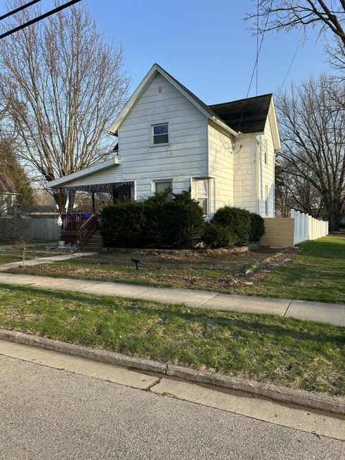 939 Main Street, Lomira, WI, 53048 | Card Image