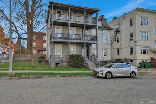60 Noxon St, Poughkeepsie, NY, 12601-4004 | Card Image