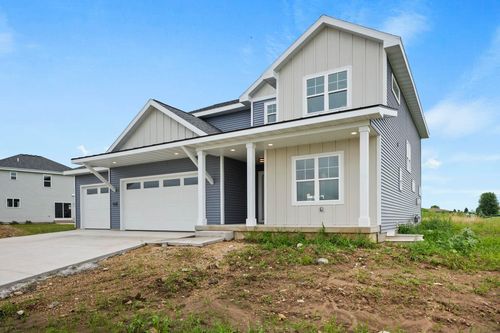 4066 Eagle Mound Pass, DEFOREST, WI, 53532-9140 | Card Image
