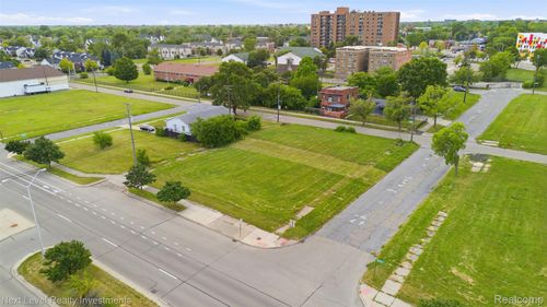 3545 Cochrane St, Detroit, MI, 48208-2844 | Card Image