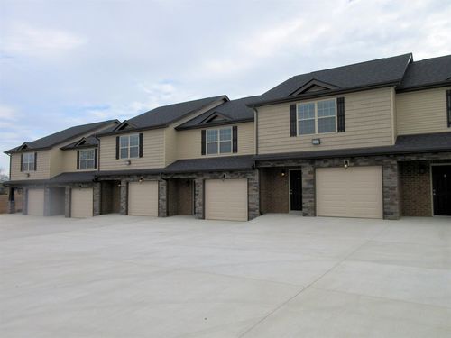 d-121 Melbourne Dr, Clarksville, TN, 37043-2081 | Card Image