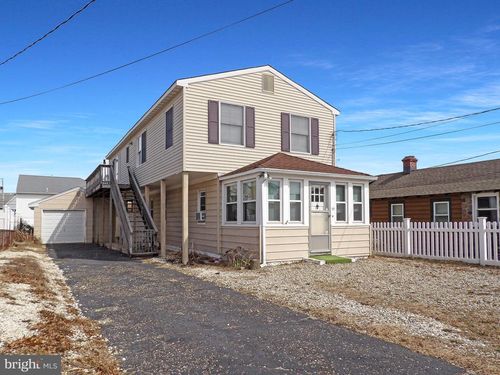 29 E Chelsea Ave, Ocean Gate, NJ, 08740-1329 | Card Image