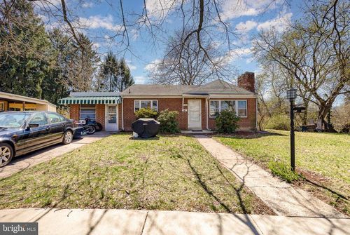 408 Clinton Rd, HARRISBURG, PA, 17109-2017 | Card Image