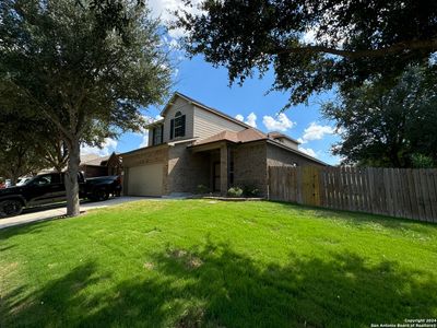 345 Saddlehorn Way, House other with 4 bedrooms, 2 bathrooms and null parking in Cibolo TX | Image 3