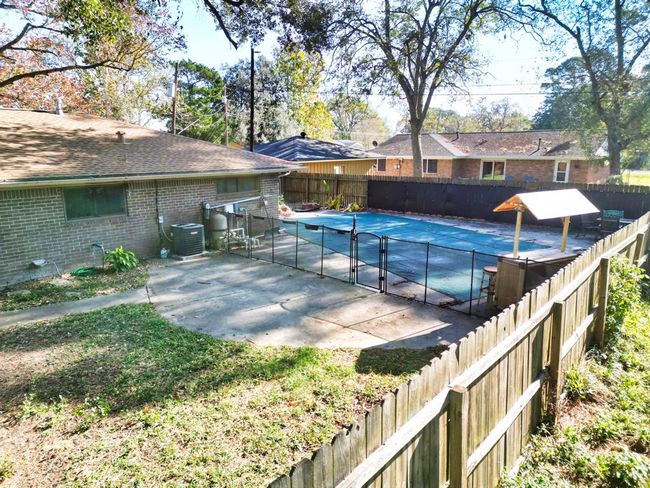 1303 Mac Dr, House other with 4 bedrooms, 2 bathrooms and 2 parking in Sweeny TX | Image 41