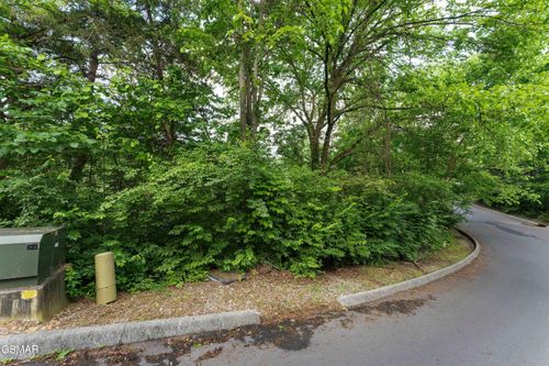 115 Alpine Mountain Way, Pigeon Forge, TN, 37863 | Card Image