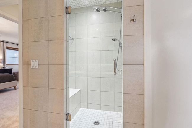 47 Patterson Dr Sw, House other with 4 bedrooms, 4 bathrooms and 5 parking in Calgary AB | Image 25