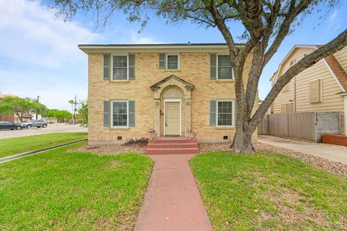 1720 2nd St, Corpus Christi, TX, 78404-1805 | Card Image