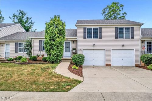 650 Sturbridge Dr, Medina, OH, 44256-4332 | Card Image