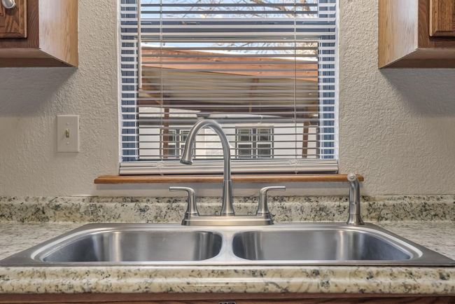 Room details with sink | Image 21