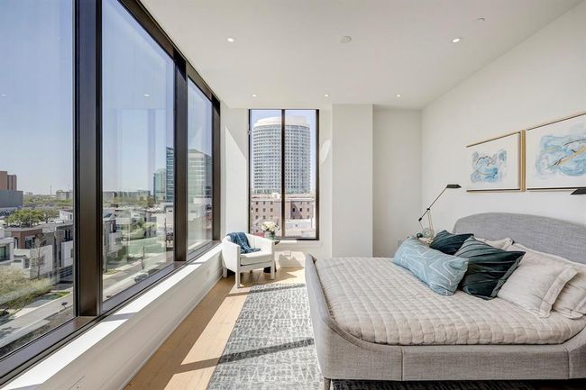 UNIT-605 - 2323 W Main St, Condo with 2 bedrooms, 3 bathrooms and 2 parking in Houston TX | Image 14