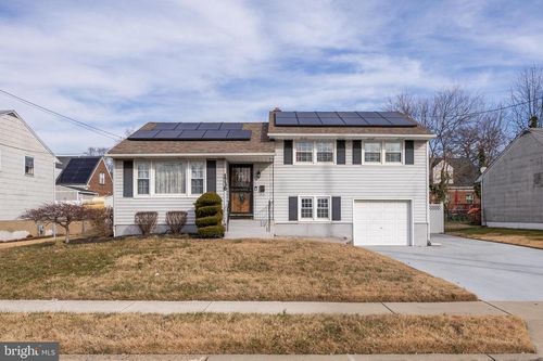 1736 40th St, PENNSAUKEN, NJ, 08110-3712 | Card Image