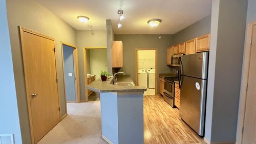 unit-304-101 Metro Ter, MADISON, WI, 53718-6427 | Card Image