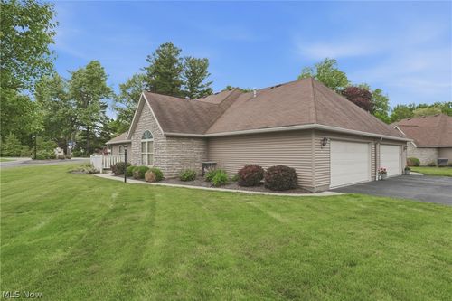 1210 Pebble Chase Cir Ne, Massillon, OH, 44646-4445 | Card Image