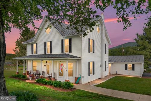 4263 Saint Davids Church Rd, FORT VALLEY, VA, 22652-2757 | Card Image