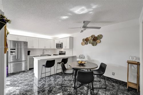 9851 Nw 6th Ct, Plantation, FL, 33324-4902 | Card Image