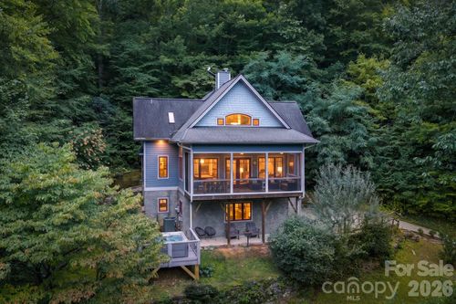 18 Wood Haven Ln, Black Mountain, NC, 28711-7709 | Card Image