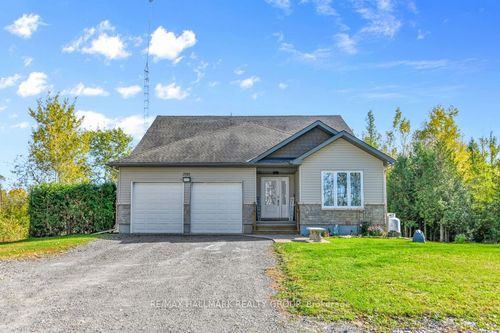 3710 Paden Rd, North Gower, ON, K0A2T0 | Card Image