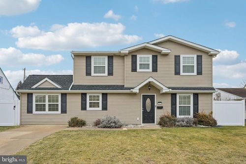 45 Nickelhill Ln, LEVITTOWN, PA, 19054-3406 | Card Image