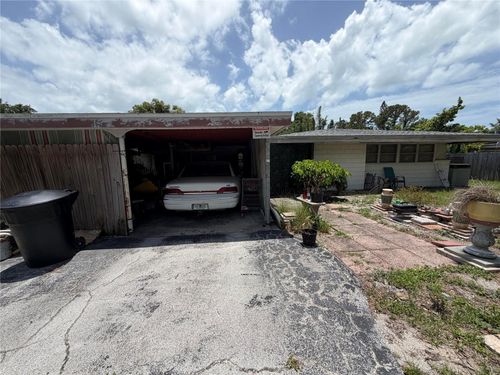 6710 Mango Ave S, ST PETERSBURG, FL, 33707-2228 | Card Image