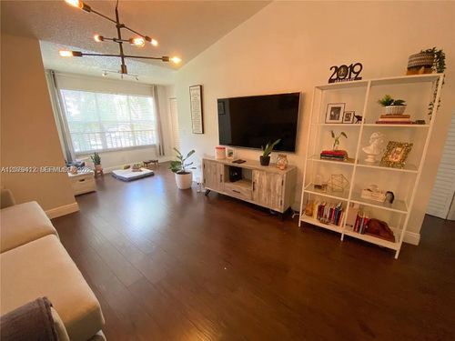 125-13090 Vista Isles Dr, Plantation, FL, 33325-1345 | Card Image