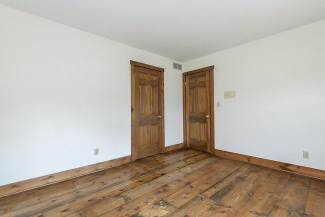 20800 Brook Park Drive, House other with 4 bedrooms, 2 bathrooms and null parking in Brookfield WI | Image 25