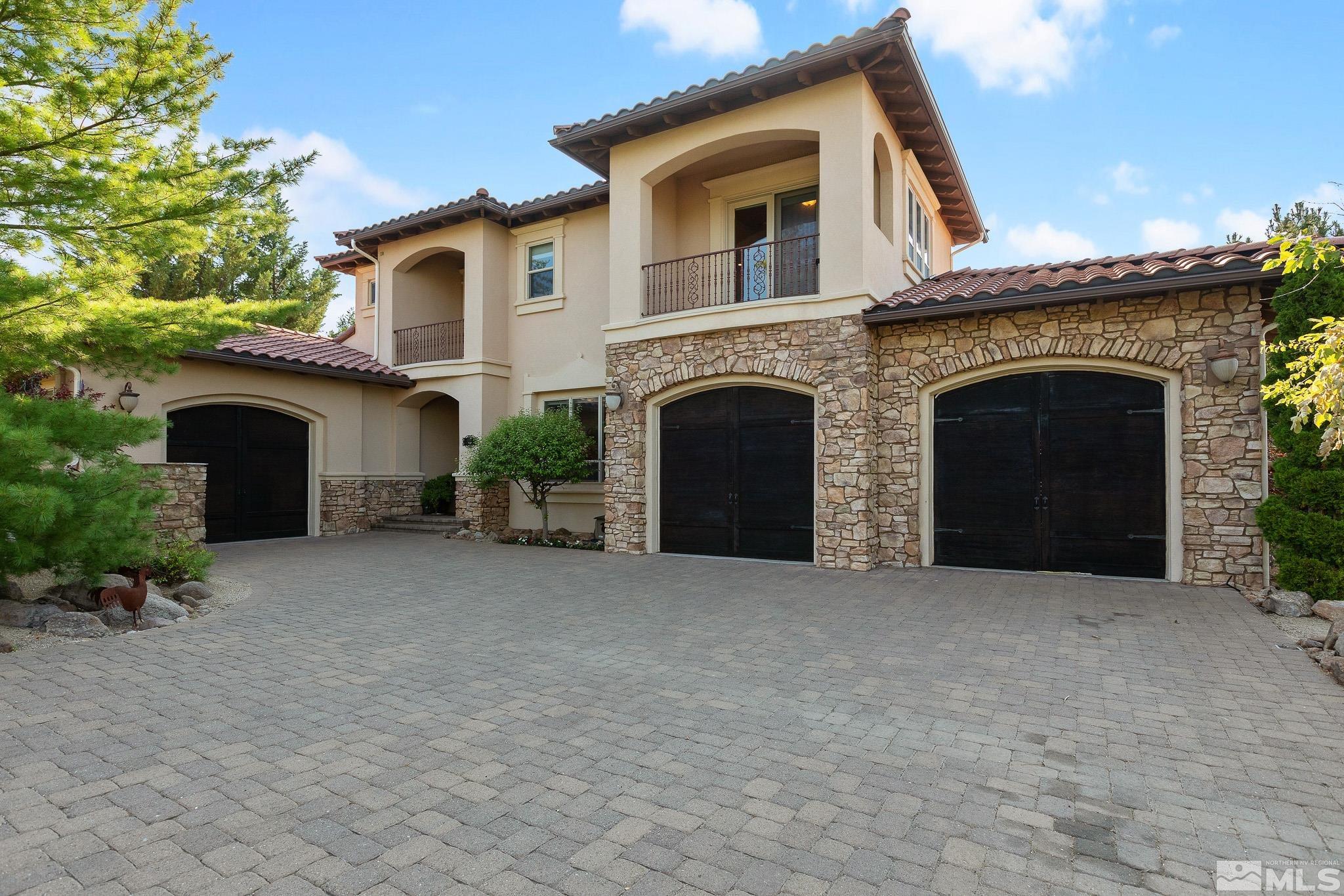 Mountainshyre Rd, Reno, NV 89519