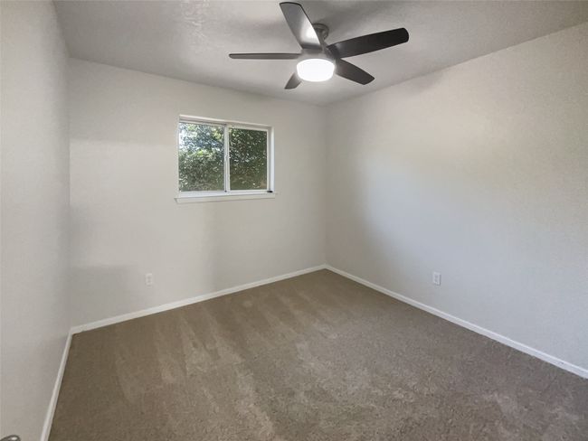 1985 Shorewood Dr, Condo with 3 bedrooms, 3 bathrooms and null parking in Grapevine TX | Image 26
