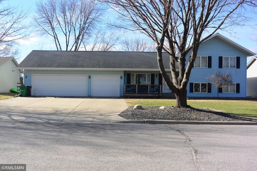 610 1st St E, Glencoe, MN, 55336-3026 | Card Image