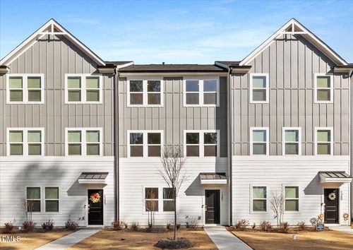 1387 Hasse Ave, Apex, NC, 27502-4519 | Card Image